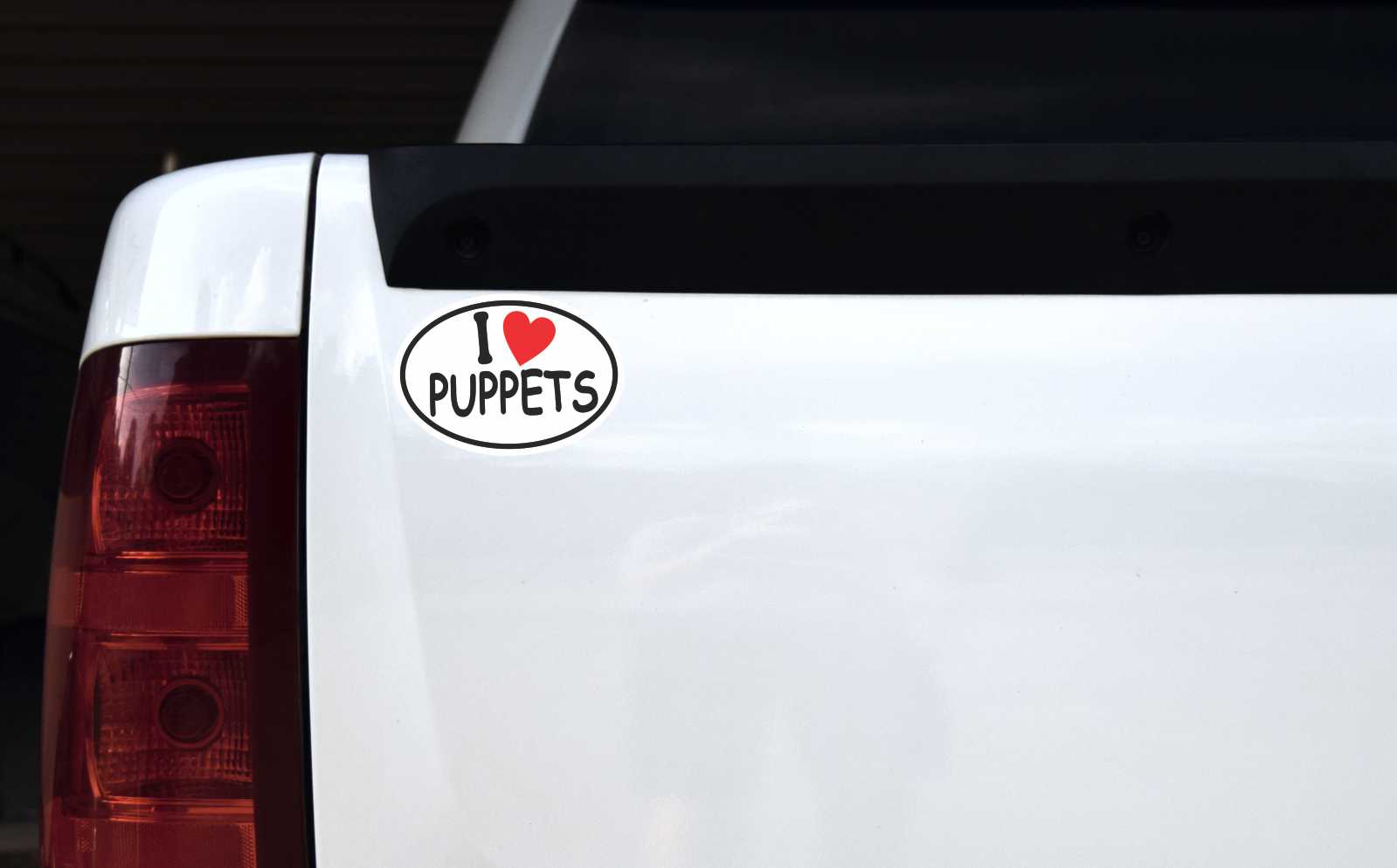 Oval I Love Puppets Vinyl Sticker