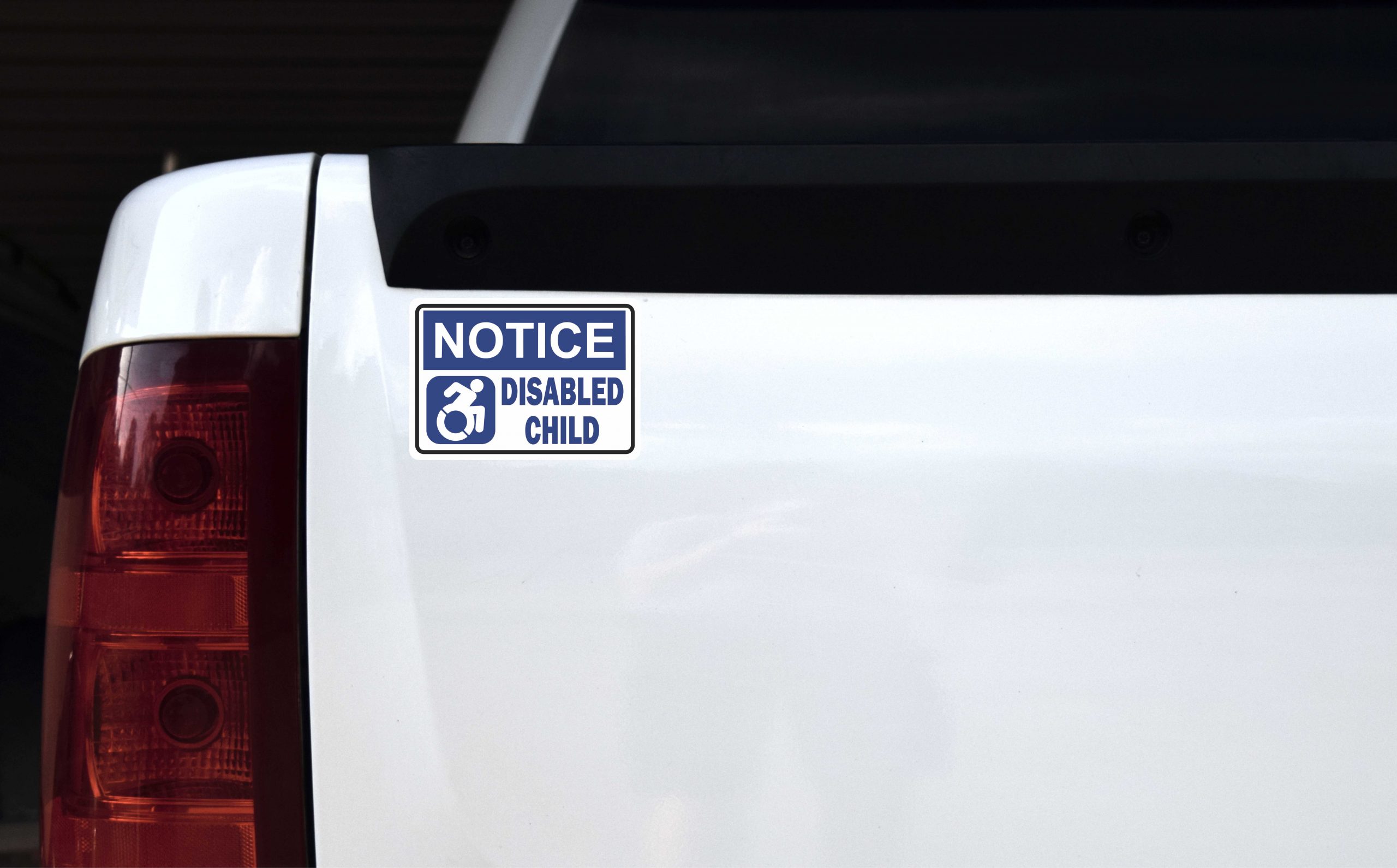 Dynamic Symbol Notice Disabled Child Magnet