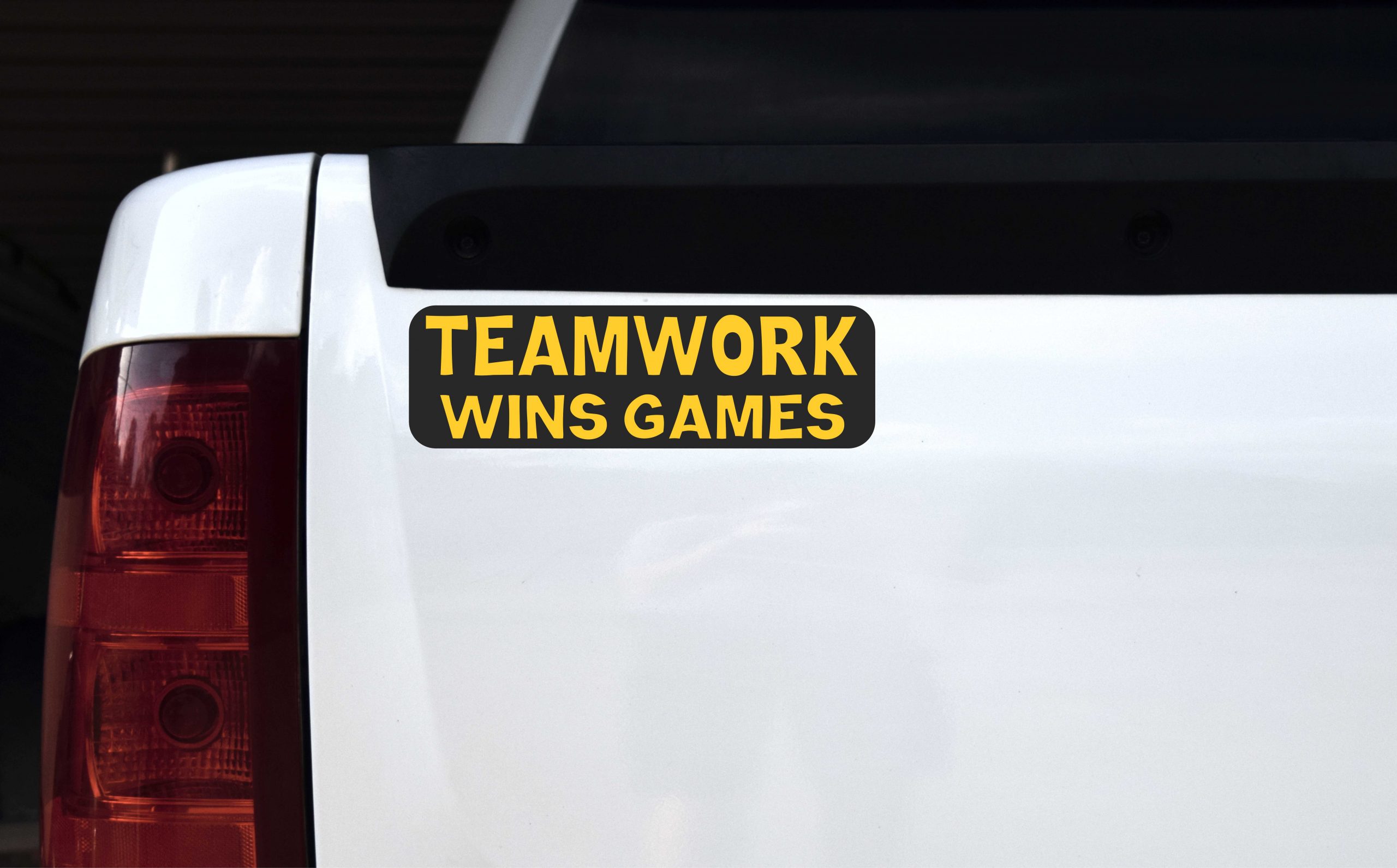 Teamwork Wins Games Vinyl Sticker